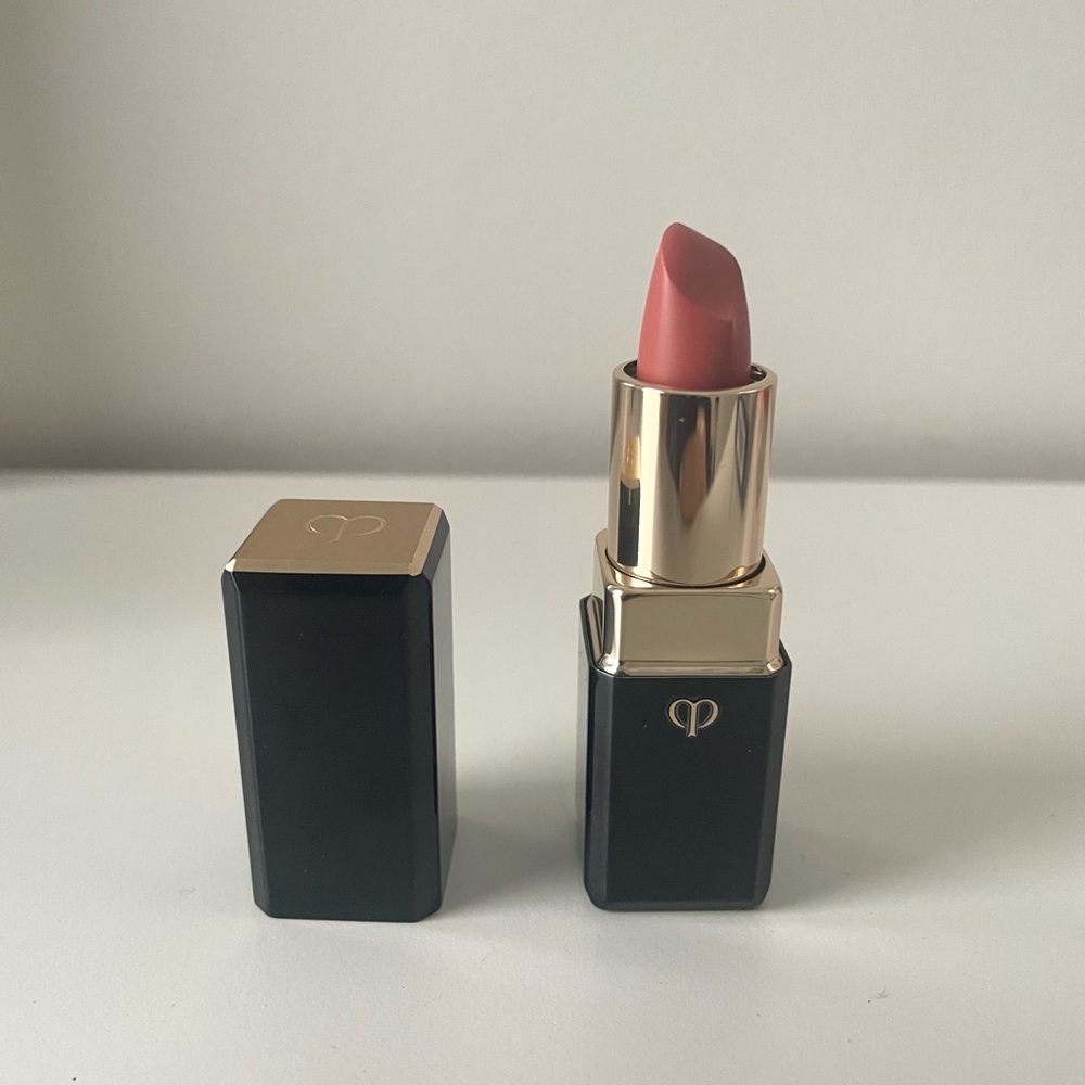 🆕 Cle De Peau Rouge À Lèvres Lip Stick 0.14oz/4ml Crystal Star -  READ